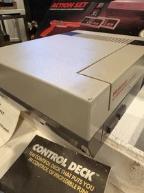 NES Action Set Console Nintendo Completo CIB Testato Super Mario Bros Duck Hunt