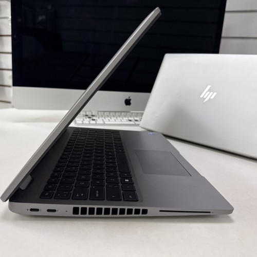 Dell Latitude 5540 15.6" Intel i5 13th Gen 256GB SSD 8G RAM -Win 11 Pro Laptop - Picture 8 of 11