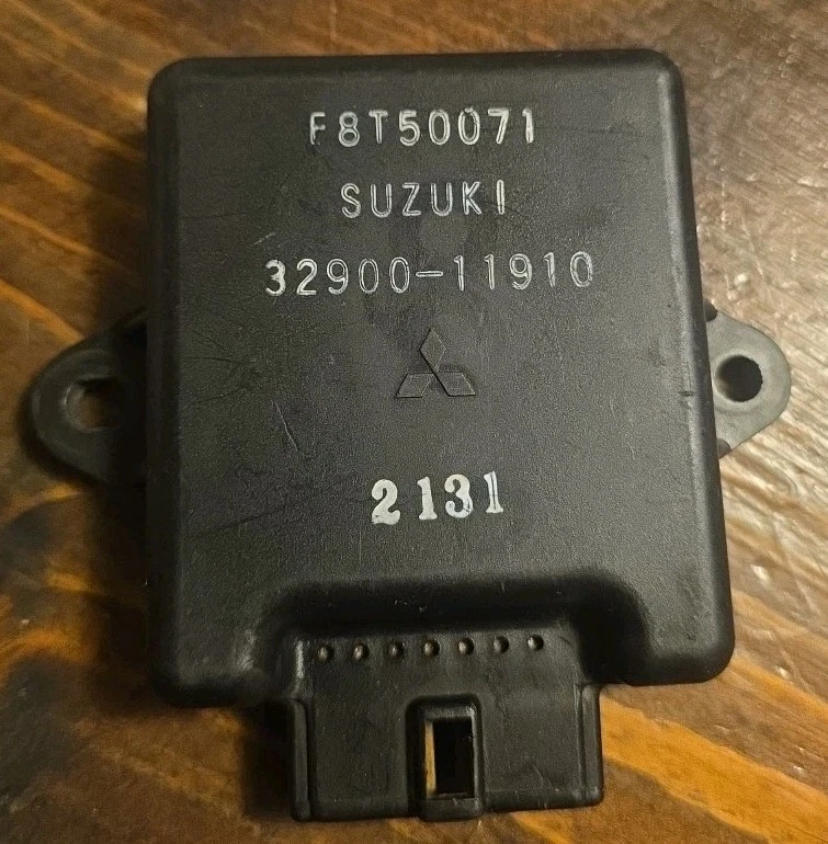 1982-1983 1985 SUZUKI GS300L GS 300 L GS300 LZ OEM CDI ENCENDEDOR, ECM Foto 2 de 4