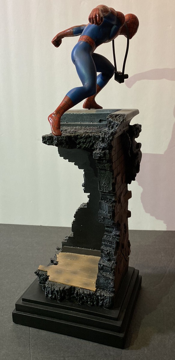 SPIDER-MAN statue Scarlet Spider version Bowen Designs