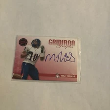 F98924  2009 Press Pass SE Gridiron Graphs Red #GGMT Mike Thomas /150