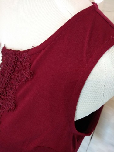 Dressbarn Womens Deep Red Sleeveless Blouse Delicate Sz Medium NWT Reg $29.95 - Picture 4 of 12
