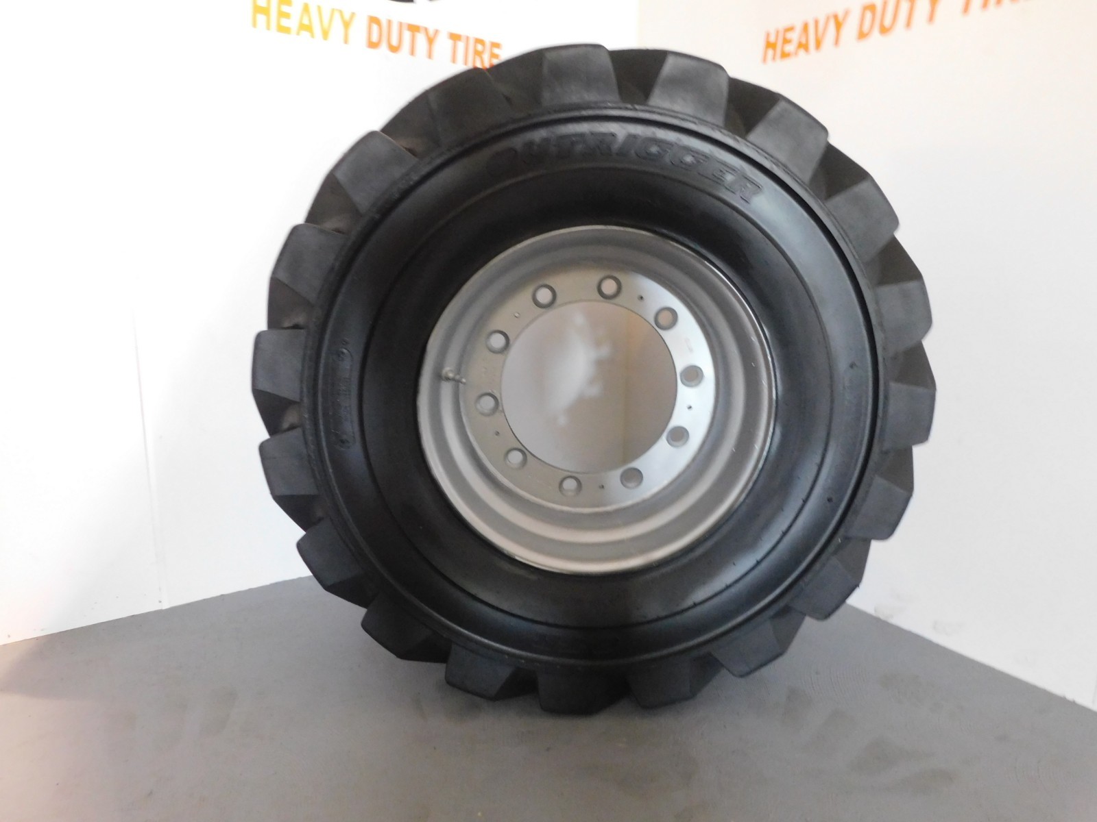 445/55D19.5 USED OTR FOAM FILLED TIRES ON 10 BOLT WHEELS , 44555D195