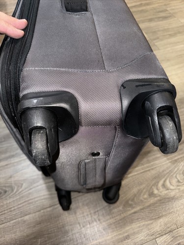 Victorinox Werks Traveler aufrecht 30 erweiterbarer Anzugkoffer grau XL Indycar - Bild 10 von 11