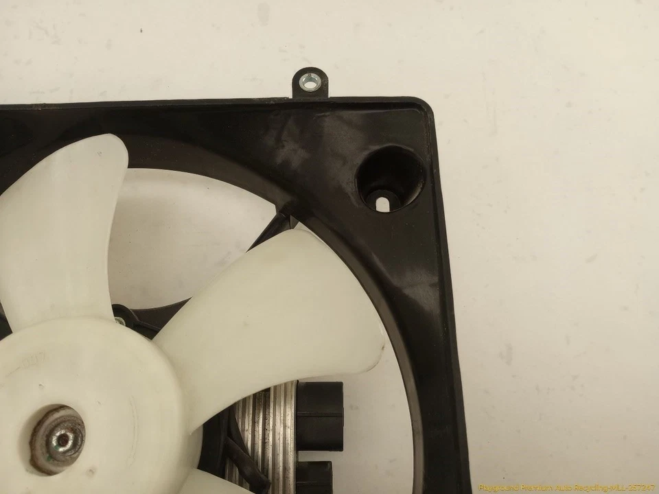 Mitsubishi Eclipse Spyder Radiator Cooling Fan 3.0L V6 Fits 2000-2005 01 02 03 - Image 4 of 4