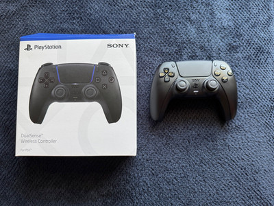 Sony PlayStation PS5 DualSense Controller - Midnight Black - Adult Owned