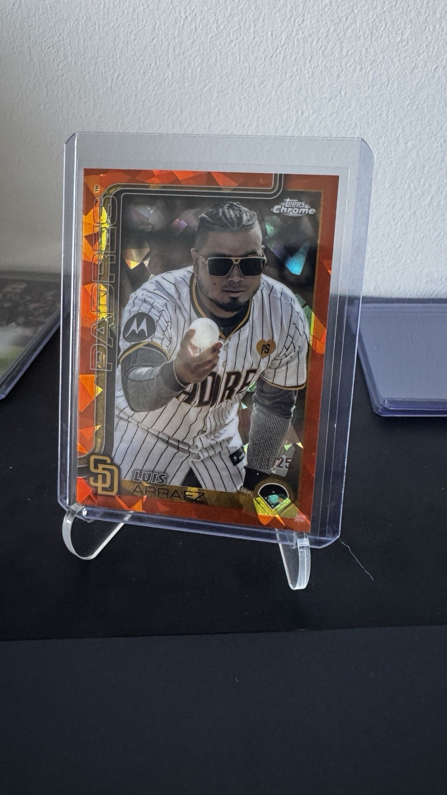 2025 Topps Chrome Sapphire Luis Arraez Image Variation Orange /25