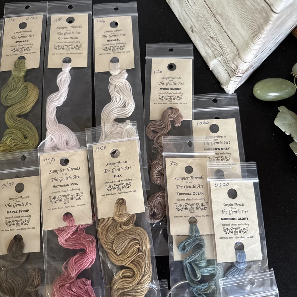 35 Skeins ~ GENTLE ART SAMPLER THREAD FLOSS - Image 3 of 4