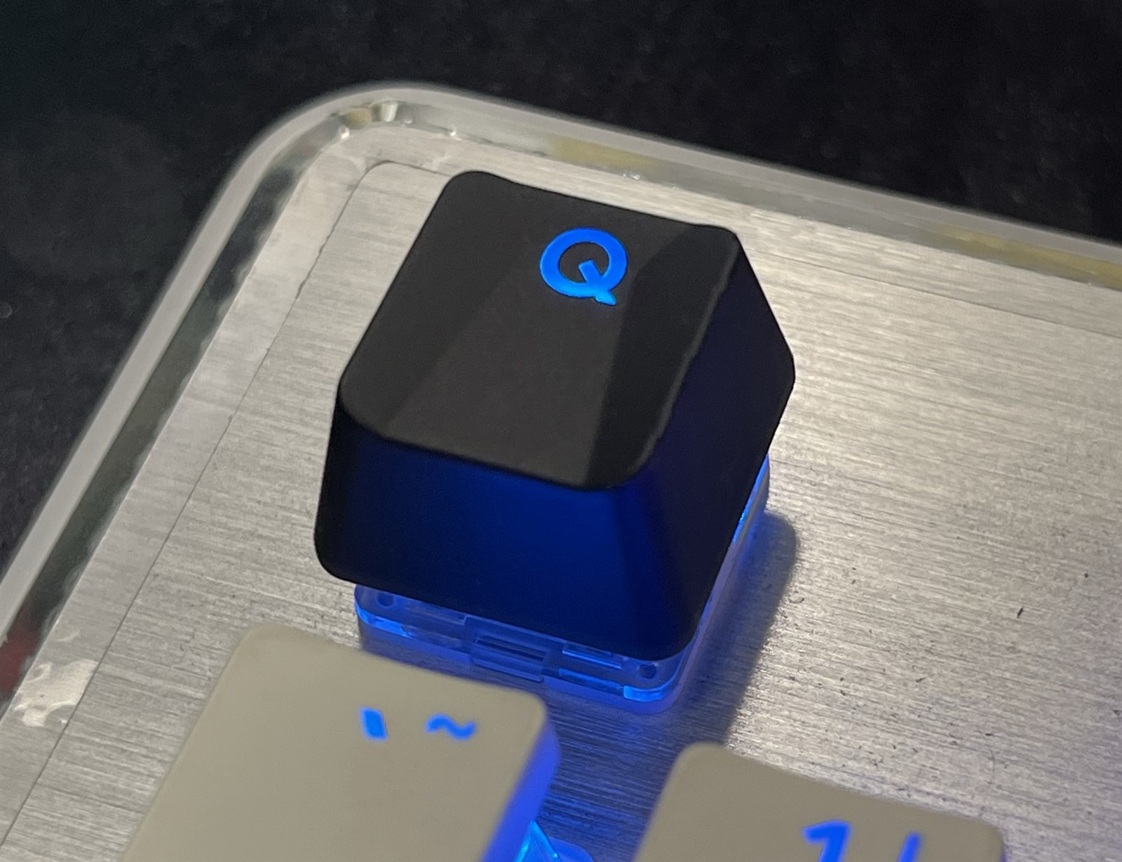 New Replacement Backlit RBG Keycaps for Cherry MX Mechanical Keyboard + Tool