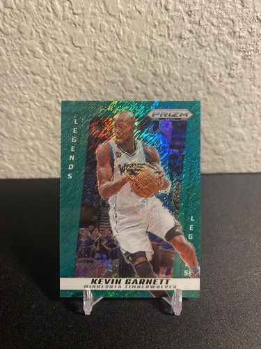 2024-25 Panini Prizm Deca #229 Kevin Garnett Green Shimmer #/12