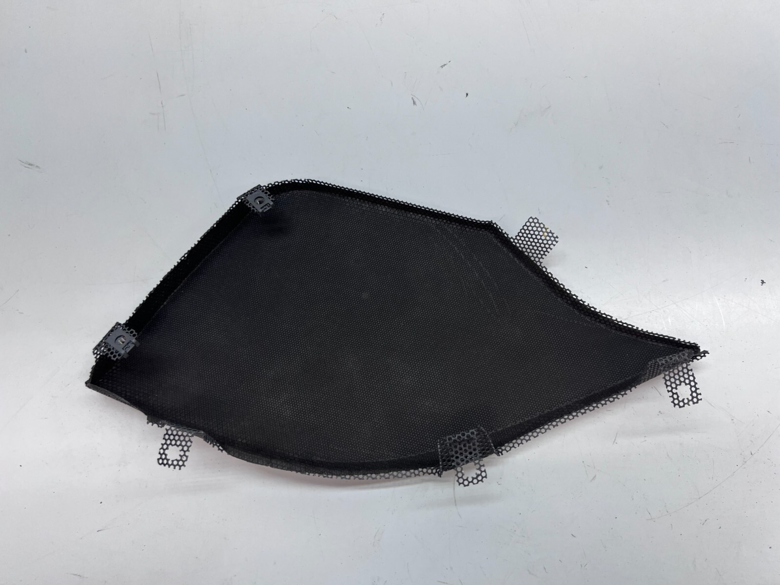 FERRARI 488 PASSENGER RIGHT RH DOOR SPEAKER GRILL COVER OEM 87363500