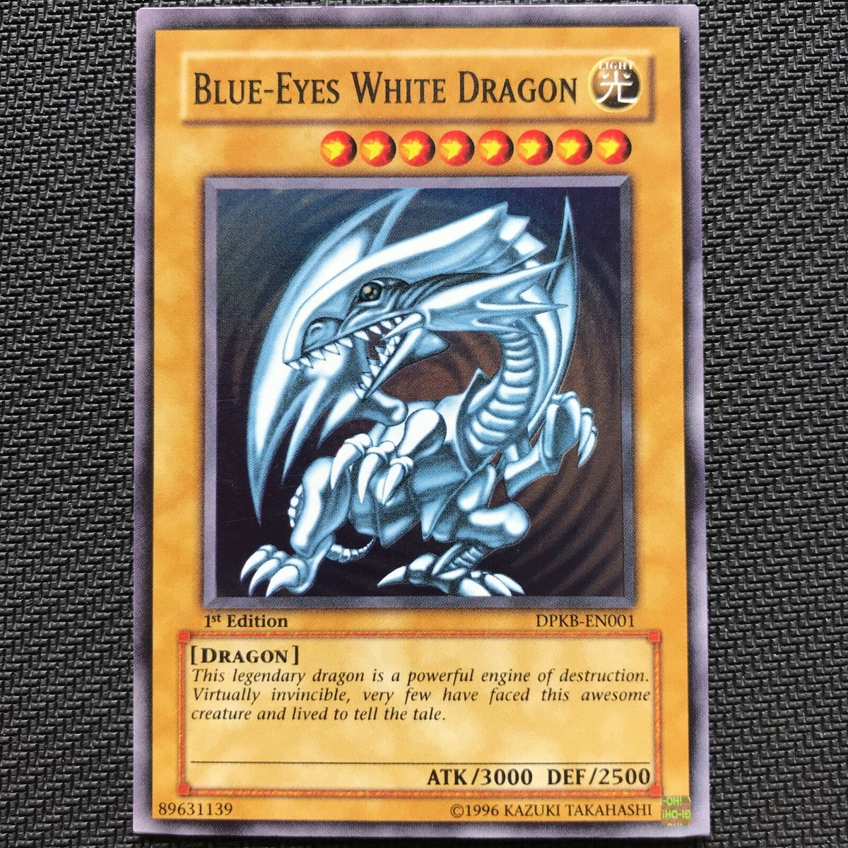 Blue-Eyes White Dragon DPKB-EN001 Super Rare 1st Edition (NM) - US