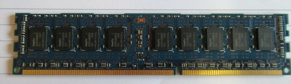 Hynix HMT125R7BFR8C-G7 2GB PC3-8500 DDR3-1066MHz ECC CL7 240P DIMM Memory - Image 2 of 3