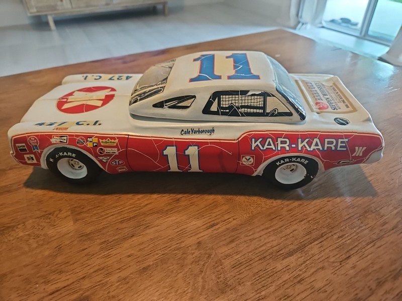 1973 Nascar Cale Yarborough Kar-Kare Decanter Kentucky Bourbon Sippin' Whiskey