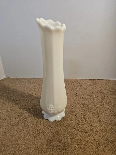 VTG. Westmoreland 9in Scalloped Foot Bud Vase Paneled Grape Milk Glass