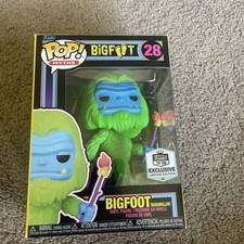 FUNKO POP! FUNKO HQ EXCLUSIVE MYTHS BLACKLIGHT BIGFOOT #28 NEW IN BOX SEE DESC