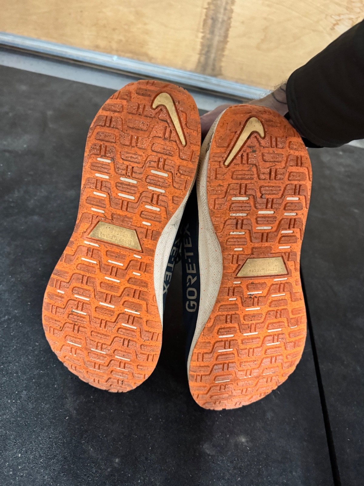 nike infinity run 4 goretex react deep jungle tot… - image 5