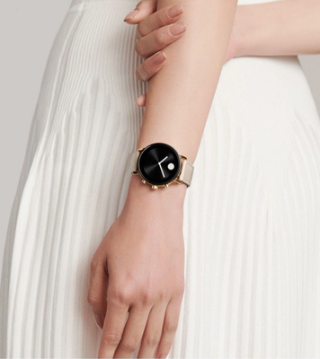 Movado Womens Watch 3660024 Smartwatch Connected 2.0 Gold  display picture 1