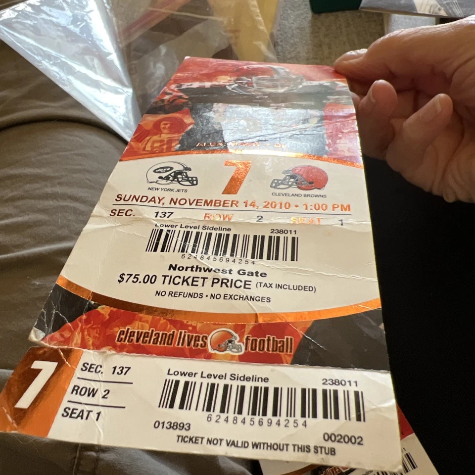 Cleveland Browns Full Tickets 2010 vs Steelers & Jets  D’Qwell Jackson Alex Mack - Image 3 of 4