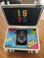 SPACE INVADERS/NUBEO 1978 Limited Edition watch BLACK