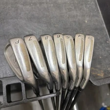 Taylormade 360 Irons 3-PW Missing 9 Iron - RH Taylormade lite Regular flex shaft