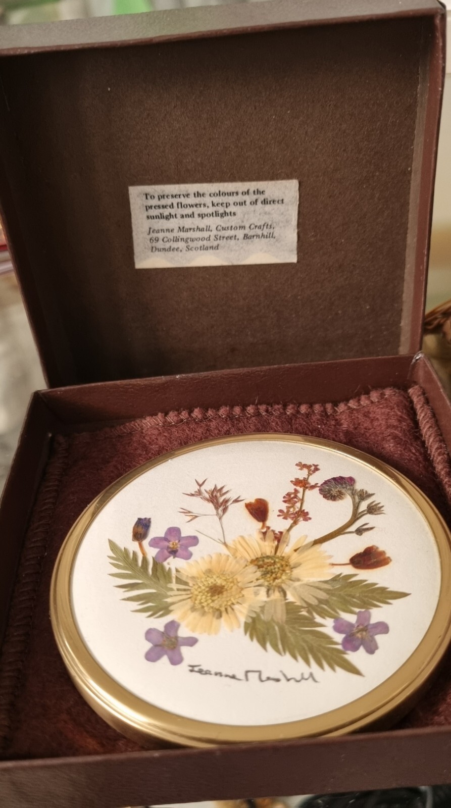 Espejo de bolsillo Jeanne Marshall Costum Crafts