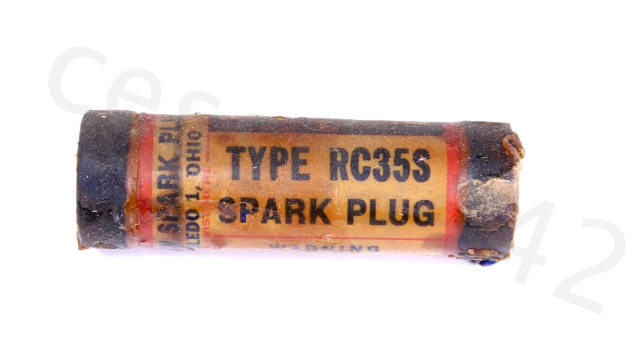 CHAMPION Aircraft SPARK PLUG - Part # RC35S or RC-35S - 085 - Wax Sealed