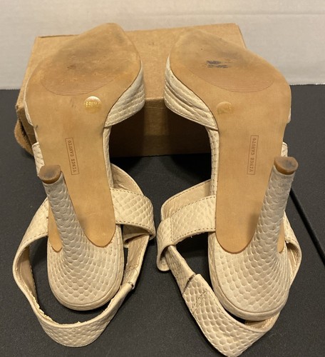 VINCE CAMUTO Animal Print Asymmetrical Strap DORSAY Point Toe Heels Sz 6.5M - Picture 12 of 15