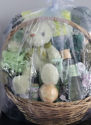 Giving Green Gift Basket 