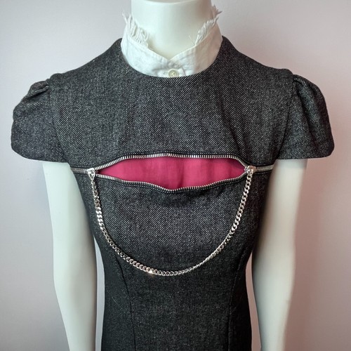 Abito vintage MCQ MCQUEEN catena gotico peekaboo collo lana mercoledì XS 38 grigio - Foto 4 di 24