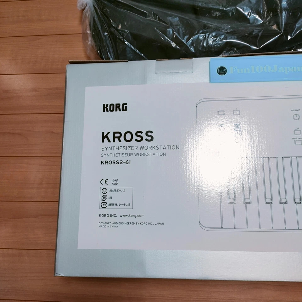 KROSS2 KROSS2-61-SC White WH  KORG Synthesizer with Case, TRITON tone SD card - Image 4 of 4