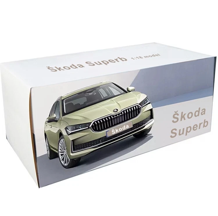 Skoda Superb DIECAST MODELL 1:18 - Immagine 3 di 3
