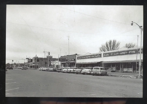 REAL PHOTO MULESHOE TEXAS DOWNTOWN STREET SCENE OLD CARS POSTCARD COPY