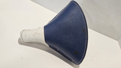 Vintage Wrights Blue and White Bicycle Seat - Picture 2 of 9