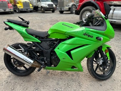 2008 Kawasaki Ninja 250 R EX250J Left Fairing Side Cover & Tail