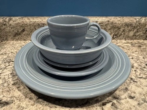 Fiesta Five (5) Piece Place Setting Periwinkle Blue Retired Fiestaware