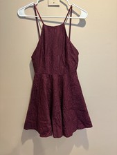 Windsor Women’s Burgundy Lace Halter Style Mini Dress NWT Size Small
