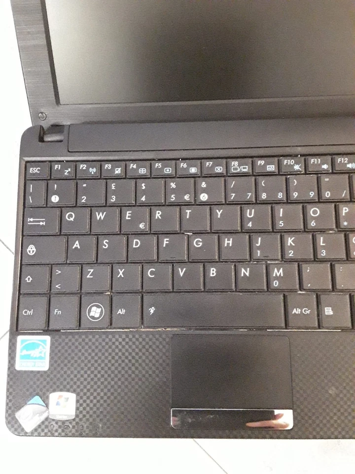 Computer Asus Eee PC 1001 PX Laptop Non Testato. - Imagen 4 de 4