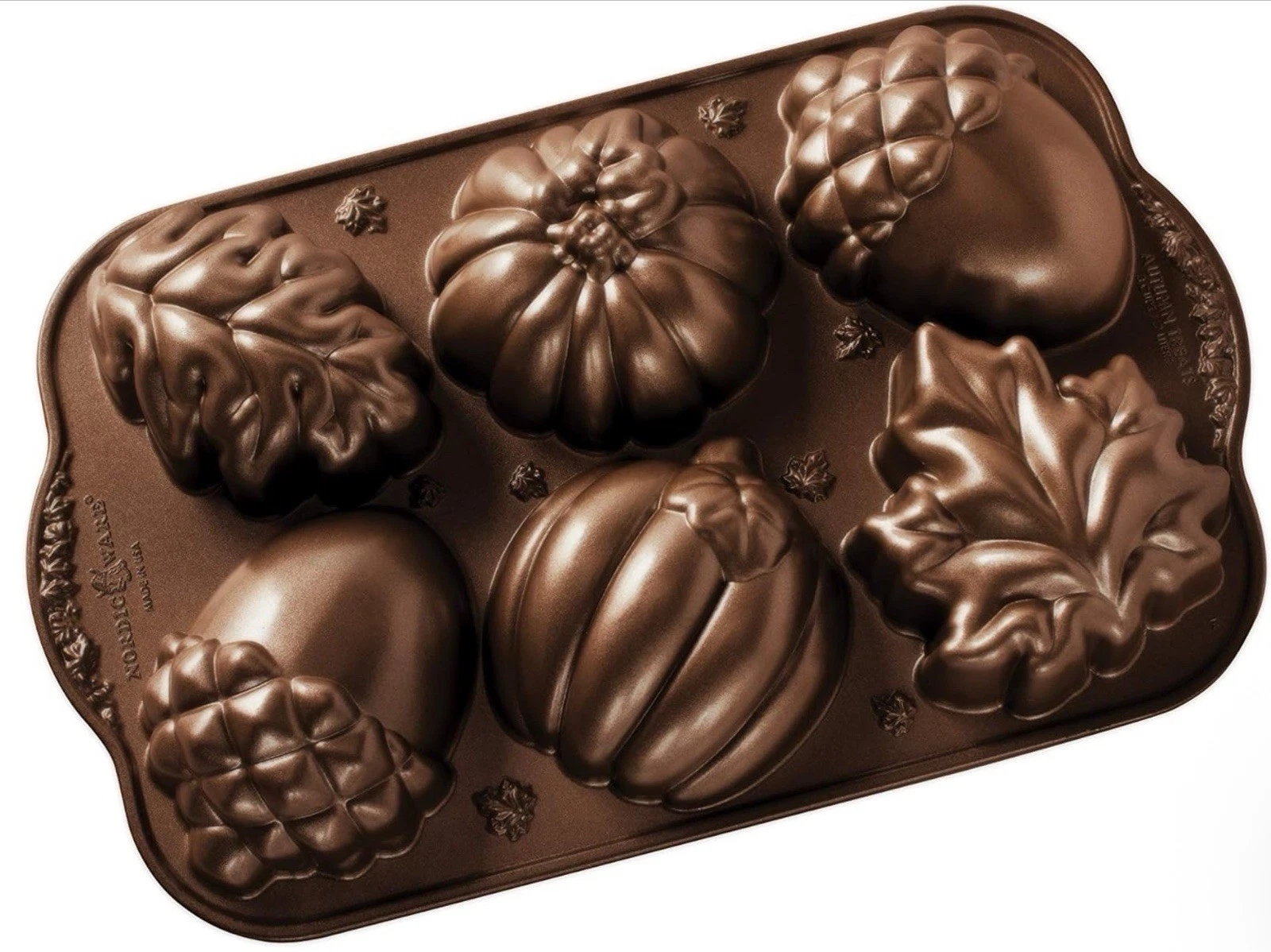 Nordic Ware Autumn Treats Bronze Aluminum Cakelet Pan Maple Leaf Pumpkin Acorn