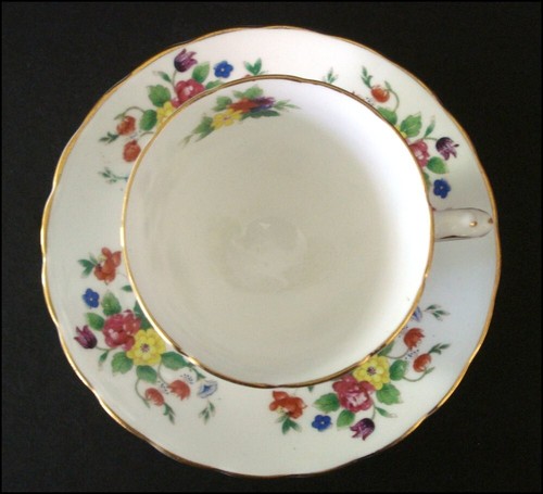 Vintage Toskanische Demitasse Tasse Untertasse Set - English Bone China - Floral Goldrand - Bild 2 von 6
