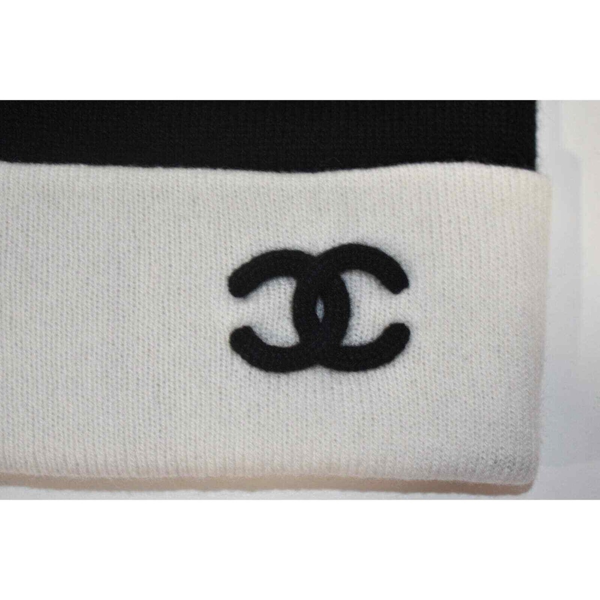 Chanel 22A Cashmere Black White CC Logo Foldover Beanie Winter Hat