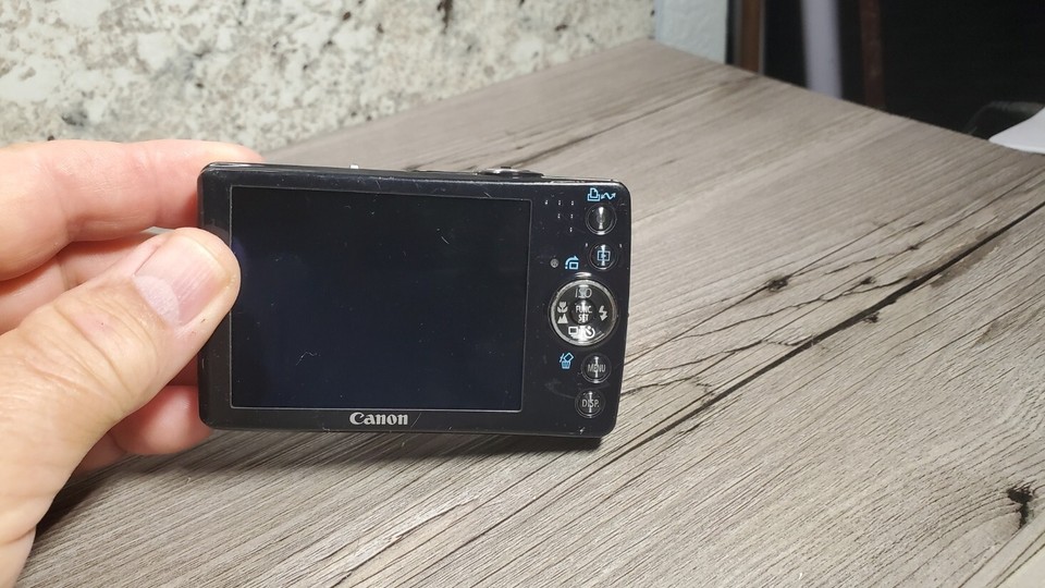 Canon PowerShot SD750 ELPH Digital Camera (lens error) no battery eBay