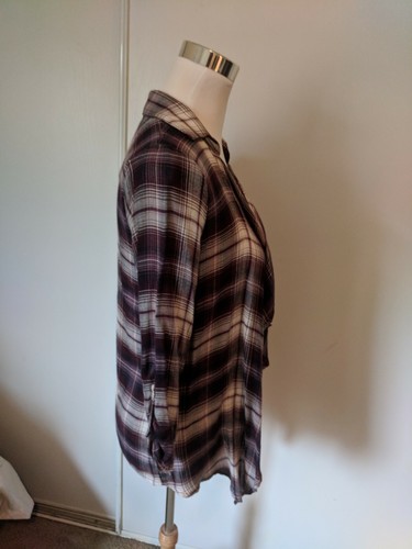 About a Girl Juniors Size S Small Flannel Open Front Cardigan Red/Burgandy - Picture 3 of 20