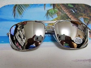 mirrored aviators