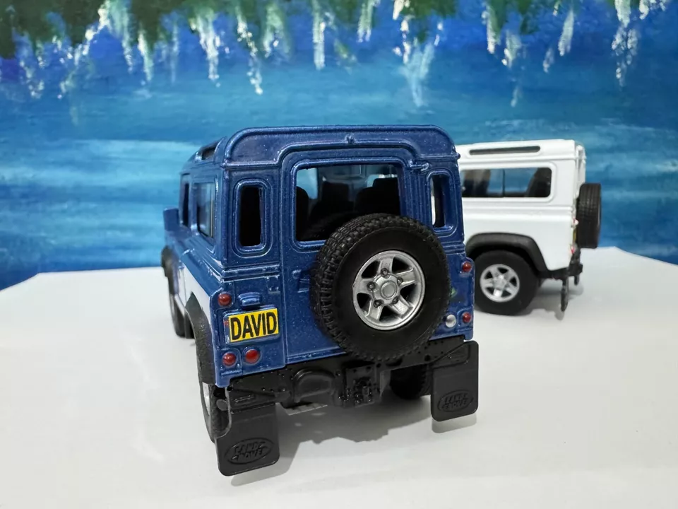 Land Rover Defender PERSONALIZED NAME 1/36 scale model car, car model metal SUV - Image 2 of 4