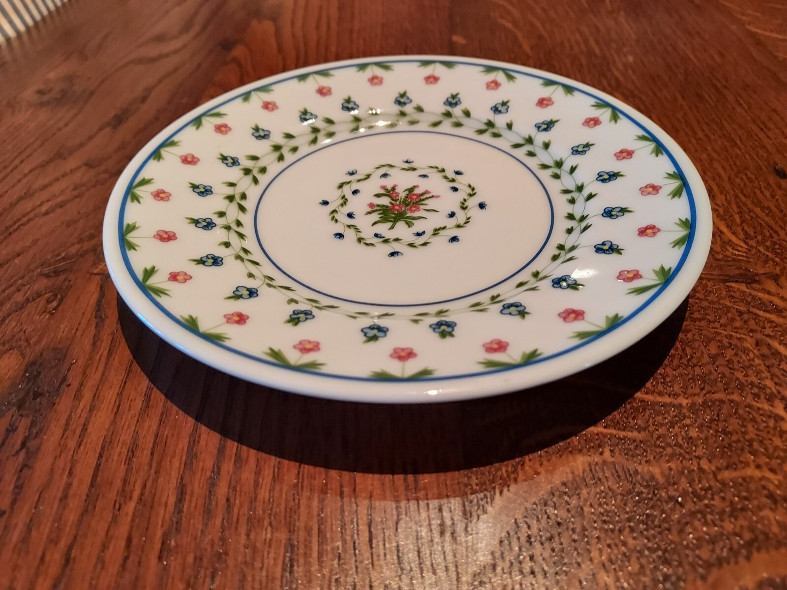 12-Piece/2 Place Settings A. Raynaud "Lafayette" Limoges China