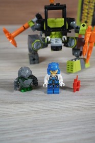 LEGO Power Miners Mine Mech 8957 99% Complete Set