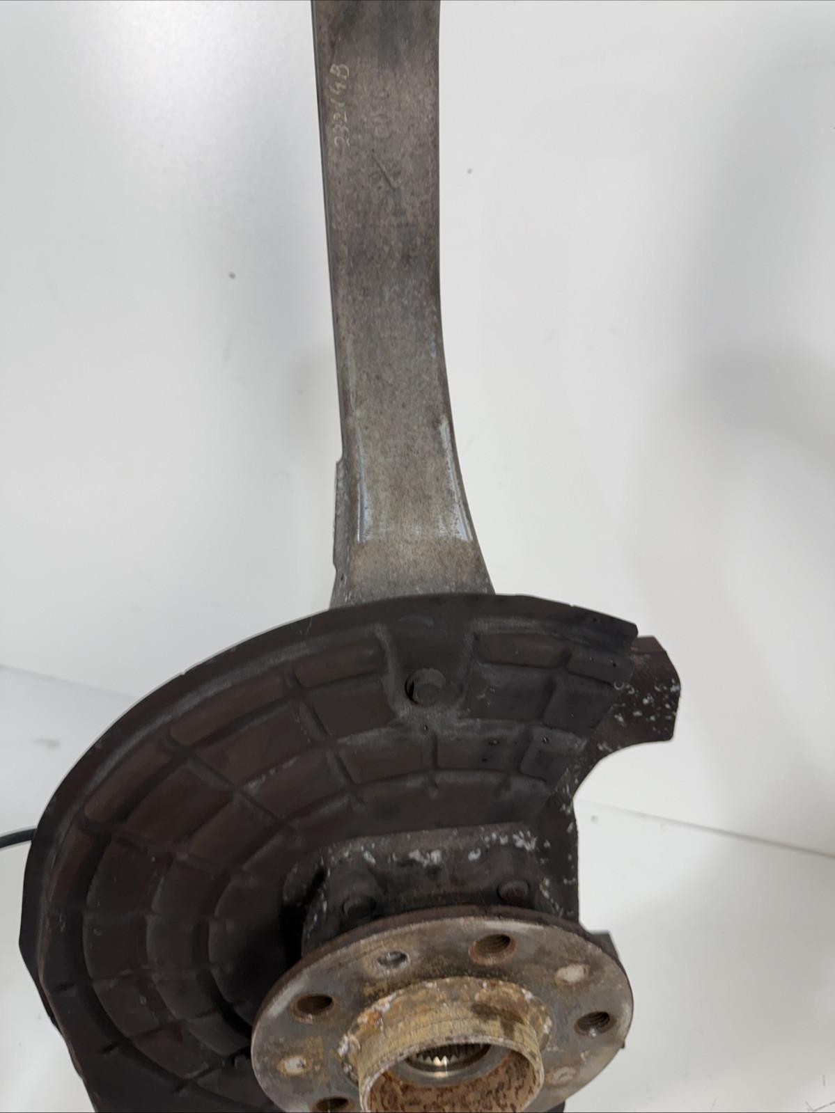 Maserati Quattroporte GTS RWD Front Left Wheel Knuckle Spindle 14-18 :O