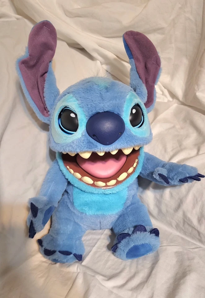 DISNEY Lilo & STITCH Real FX Animatronic Puppet 18” Interactive Plush Toy Talks! - Image 3 of 4
