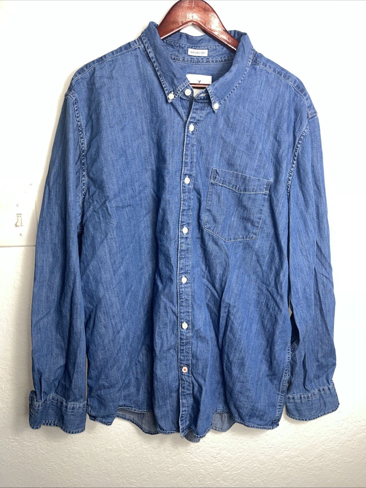 American Eagle Men’s Denim Button Down Seriously Soft XXXL